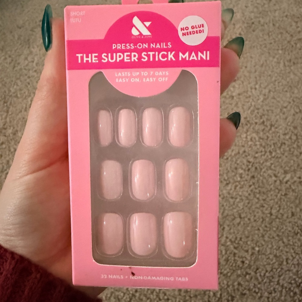 The Super Stick Mani Press-On Nails - Pink